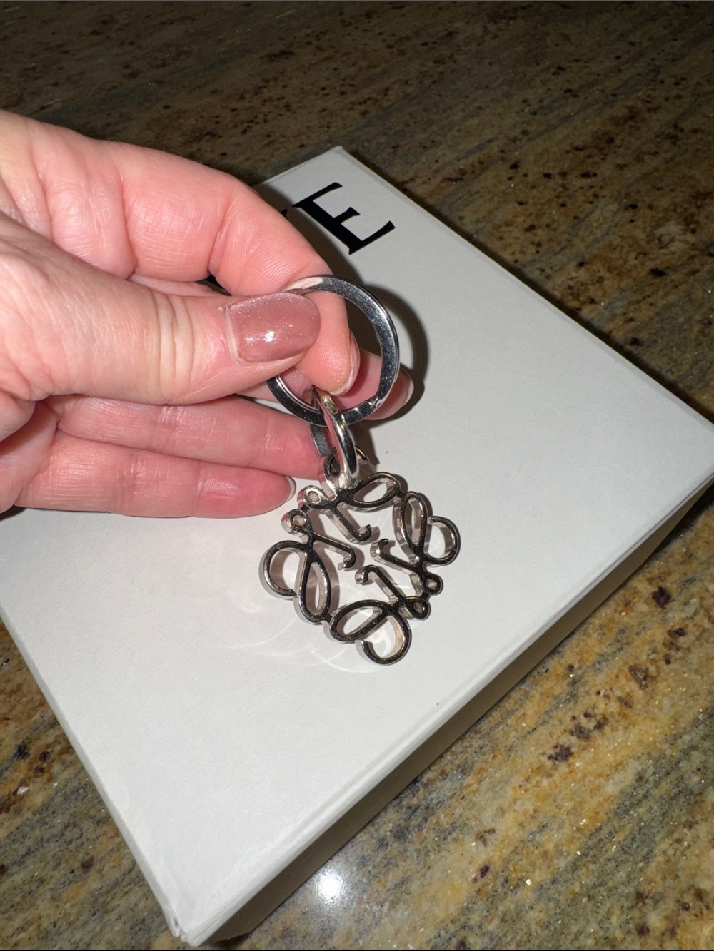 Loewe Silver Anagram Keyring on White Box EUC comes in the box ! - Picture 6 of 8